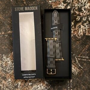 Steve Madden Apple Watch band